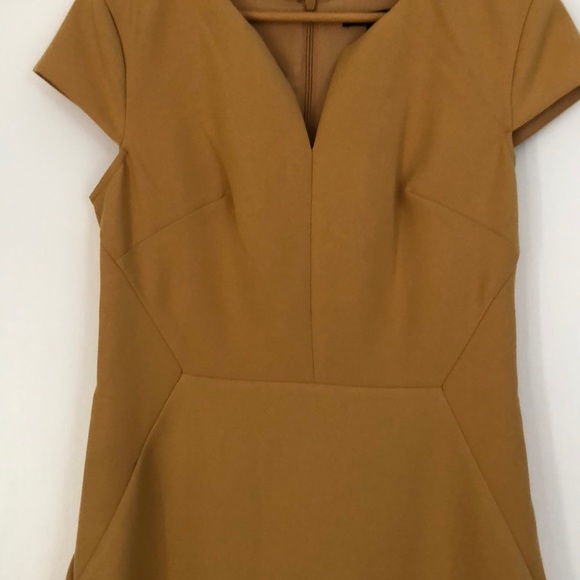 Mustard Yellow Banana Republic Tailored dress - Picture 6 of 7